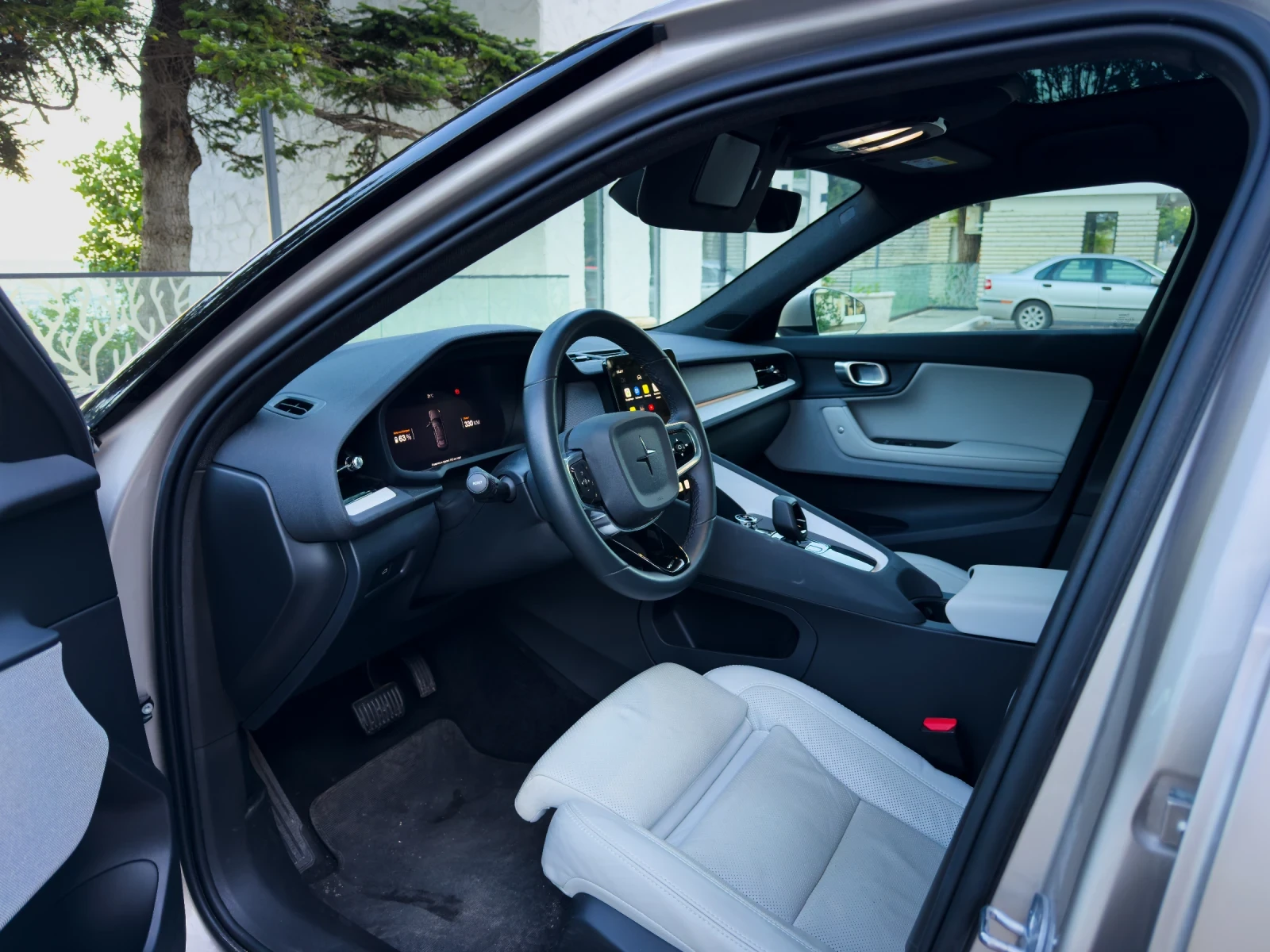 Polestar 2 82kwh, снимка 13 - Автомобили и джипове - 55167656
