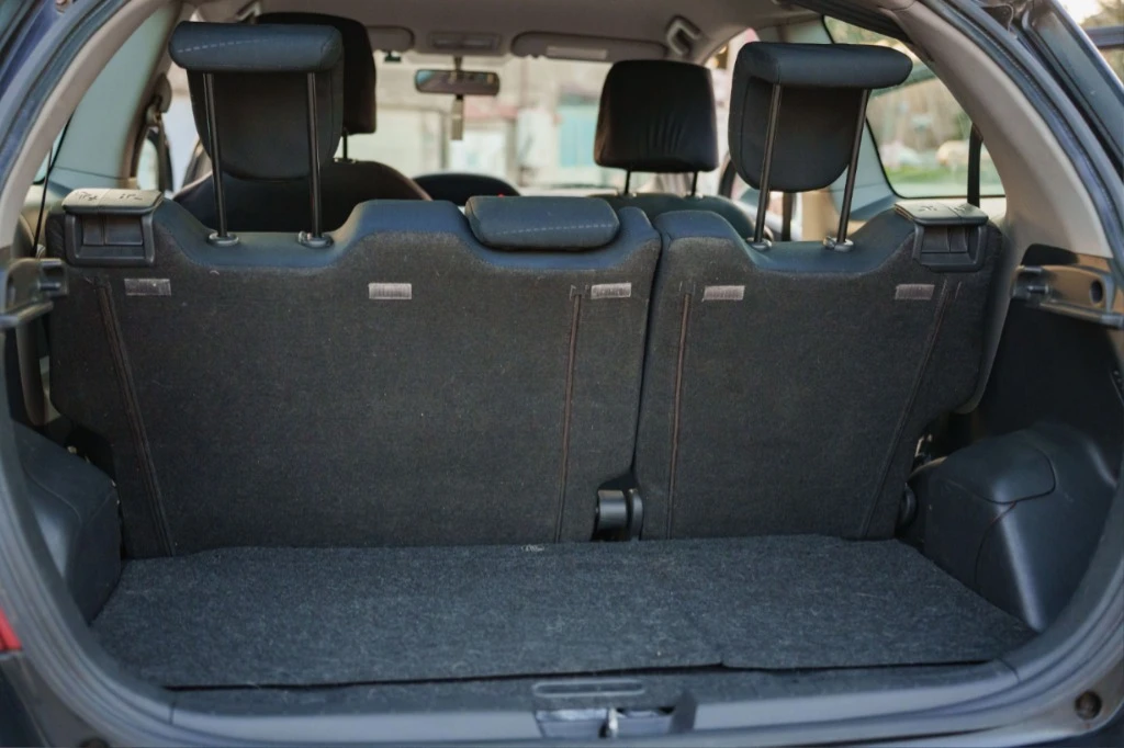 Toyota Yaris, снимка 9 - Автомобили и джипове - 55064144