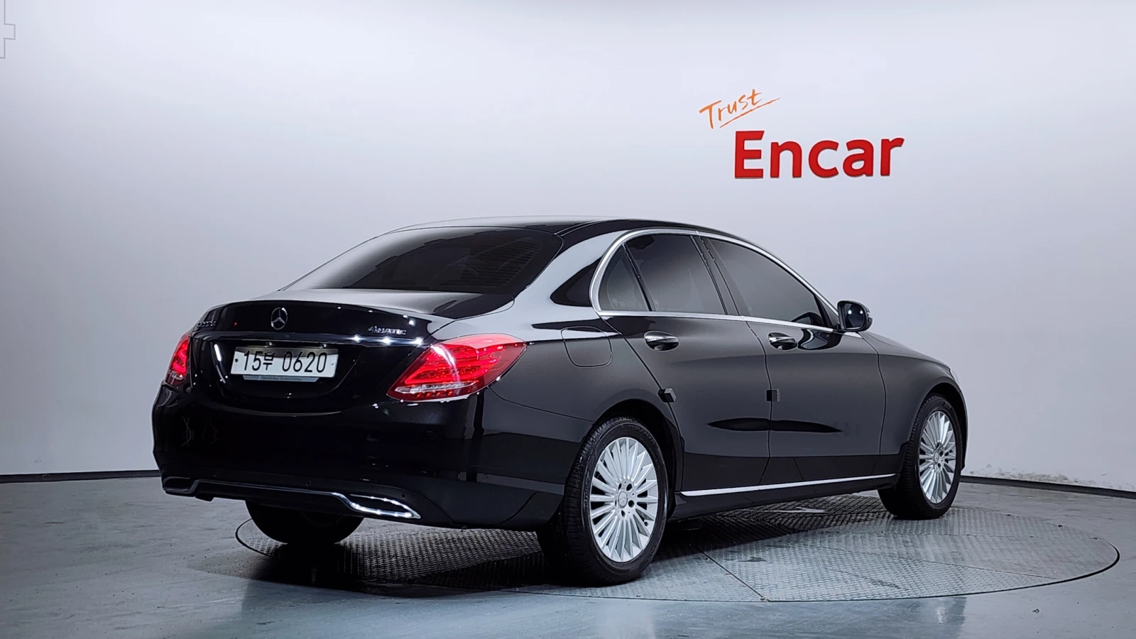 Mercedes-Benz C 220, снимка 3 - Автомобили и джипове - 55415782