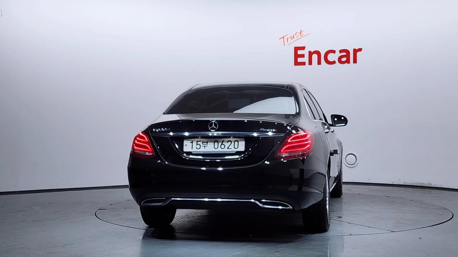 Mercedes-Benz C 220, снимка 4 - Автомобили и джипове - 55415782