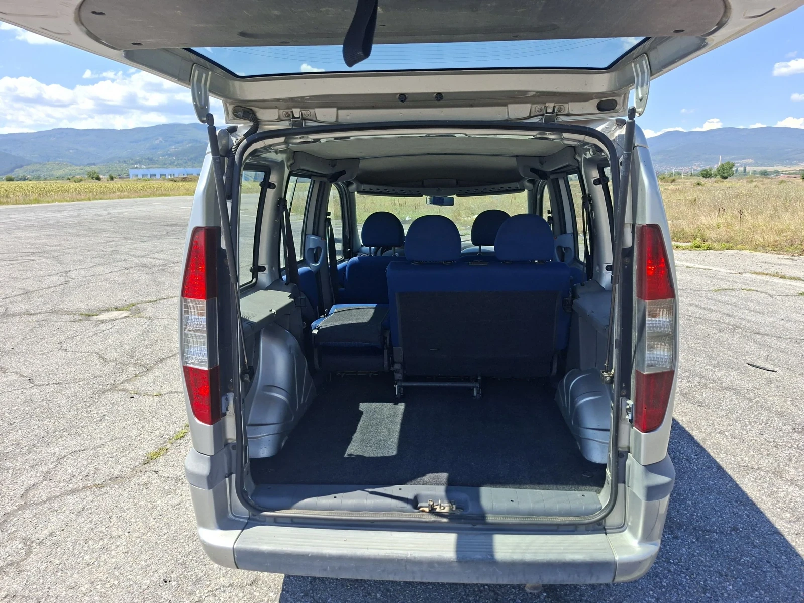 Fiat Doblo 1.9 JTD, снимка 9 - Автомобили и джипове - 55529241