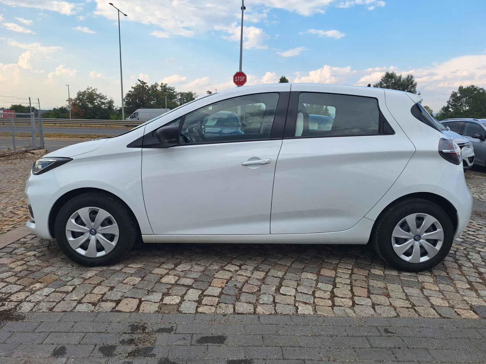 Renault Zoe 52 KWh / 109 �.�./ZEN | Mobile.bg � ����������� 7