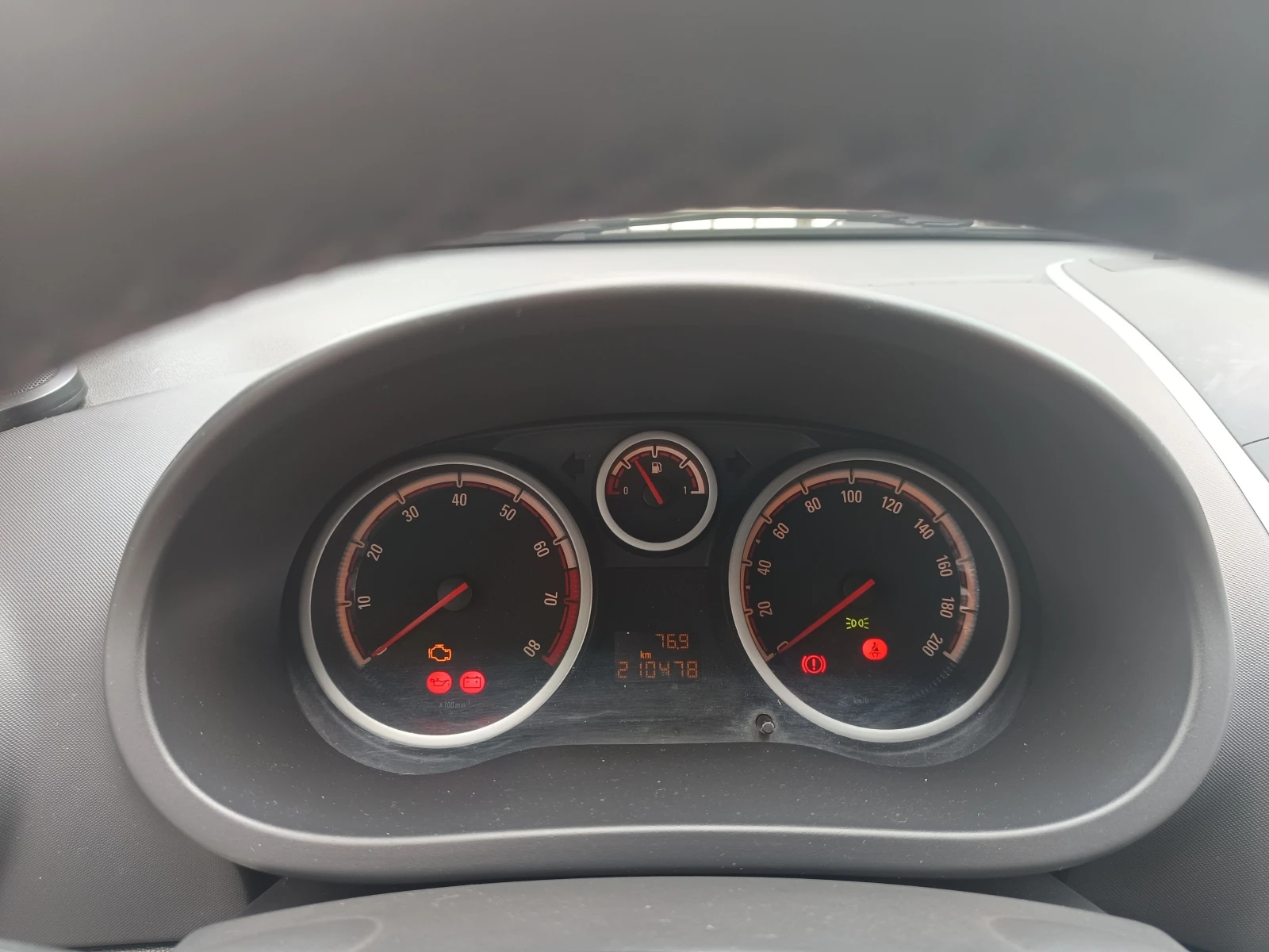 Opel Corsa D, снимка 3 - Автомобили и джипове - 55853200