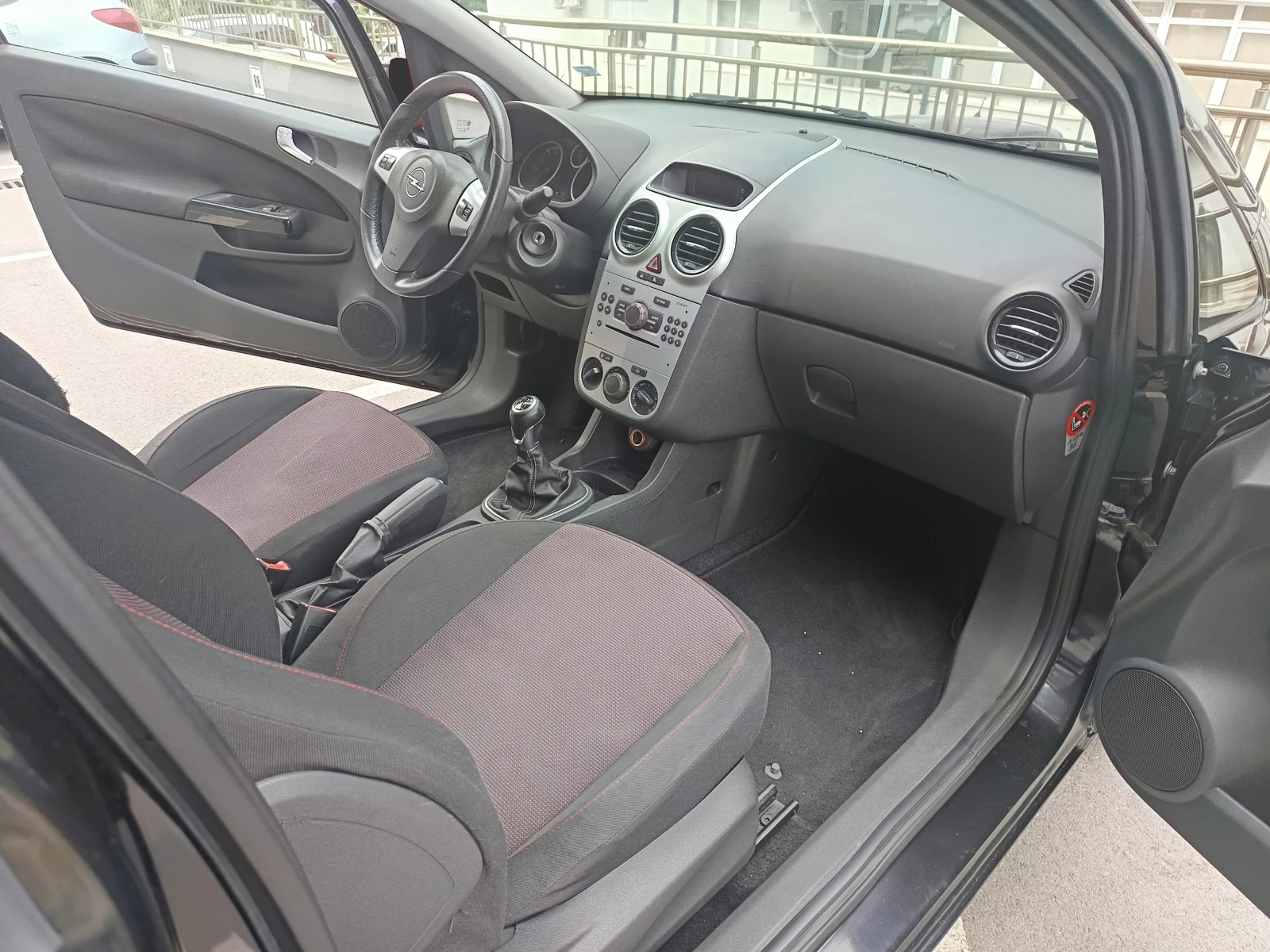Opel Corsa D, снимка 5 - Автомобили и джипове - 55853200