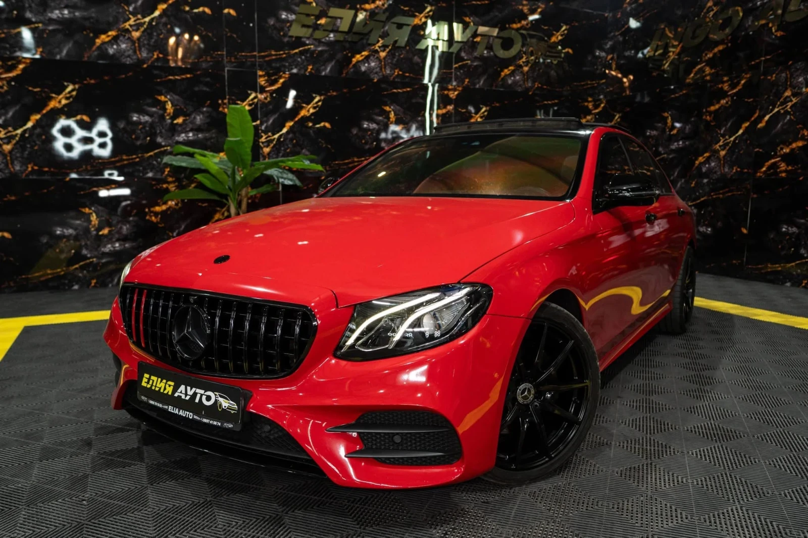 Mercedes-Benz E 220 D FULL AMG LINE LED ПАНО BURM ЛИЗИНГ 100%, снимка 4 - Автомобили и джипове - 56276869