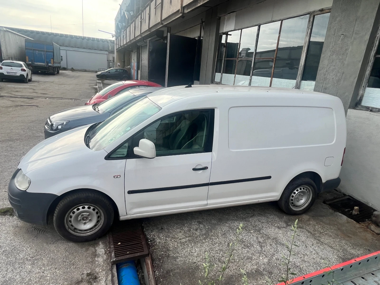 VW Caddy 2.0 Metan EcoFuel 109 �.�. | Mobile.bg � ����������� 5