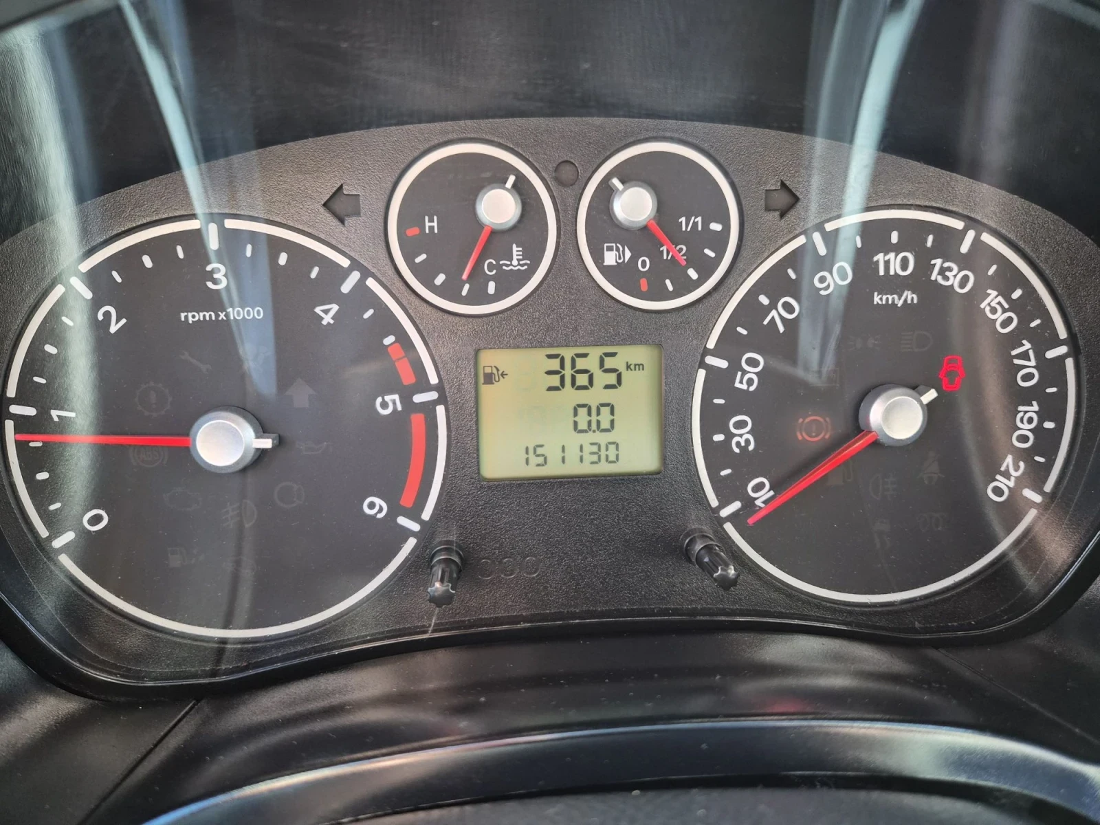 Ford Connect, снимка 11 - Автомобили и джипове - 56632974