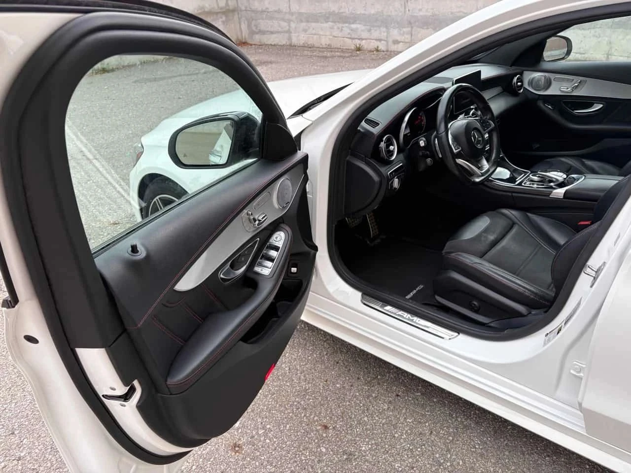 Mercedes-Benz C 43 AMG, снимка 11 - Автомобили и джипове - 56731913
