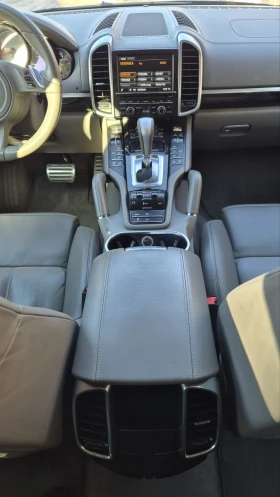 Porsche Cayenne 4.2 д, снимка 7