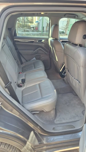 Porsche Cayenne 4.2 д, снимка 12