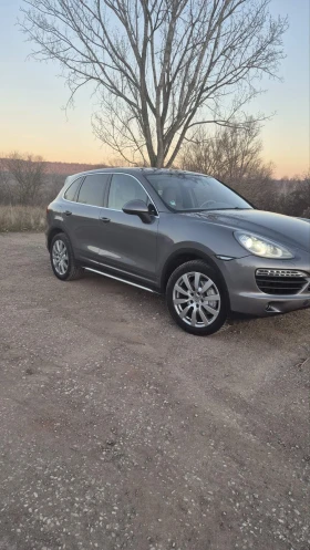Porsche Cayenne 4.2 д, снимка 1
