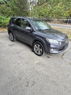 Обява за продажба на Toyota Rav4 2.2 куб 4?4 150 КС Перфектен джип ~Цена по договаряне - изображение 3 | Auto.bg Обява за продажба на Toyota Rav4 2.2 куб 4?4 150 КС Перфектен джип ~Цена по договаряне - изображение 3