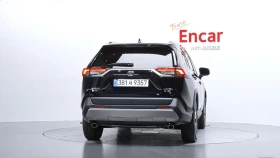 Toyota Rav4 LIMITED AWD/ОБДУХ/DISTRONIC/ПАМЕТИ/LANE ASSIST | Auto.bg — изображение 4