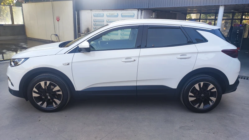 Opel Grandland X, снимка 2 - Автомобили и джипове - 47359426