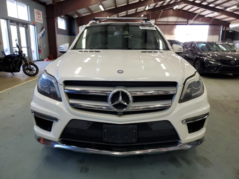 Mercedes-Benz GL 55 AMG * Distronic plus* TV+ 2* Massage* blowing* 360 Cam, снимка 5 - Автомобили и джипове - 48000686