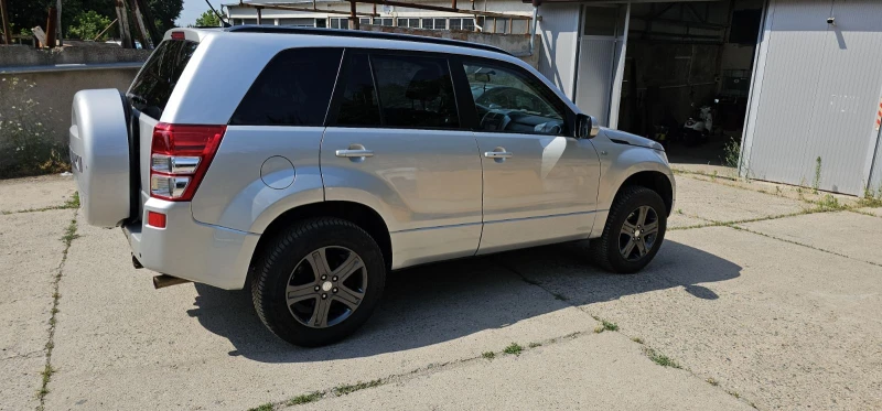 Suzuki Grand vitara 3.2, снимка 4 - Автомобили и джипове - 48462292