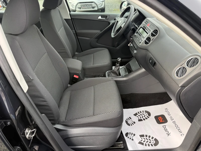 VW Tiguan (KATO НОВА), снимка 14 - Автомобили и джипове - 52293791