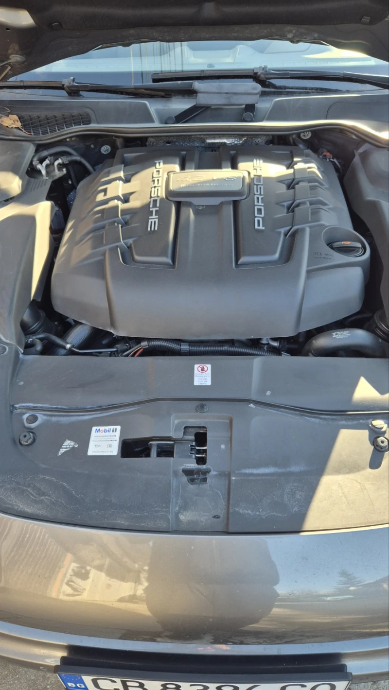 Porsche Cayenne 4.2 д, снимка 16 - Автомобили и джипове - 53077696