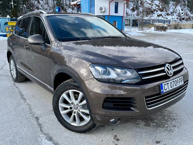 VW Touareg 3.0TDI 240кс., снимка 1 - Автомобили и джипове - 36087637