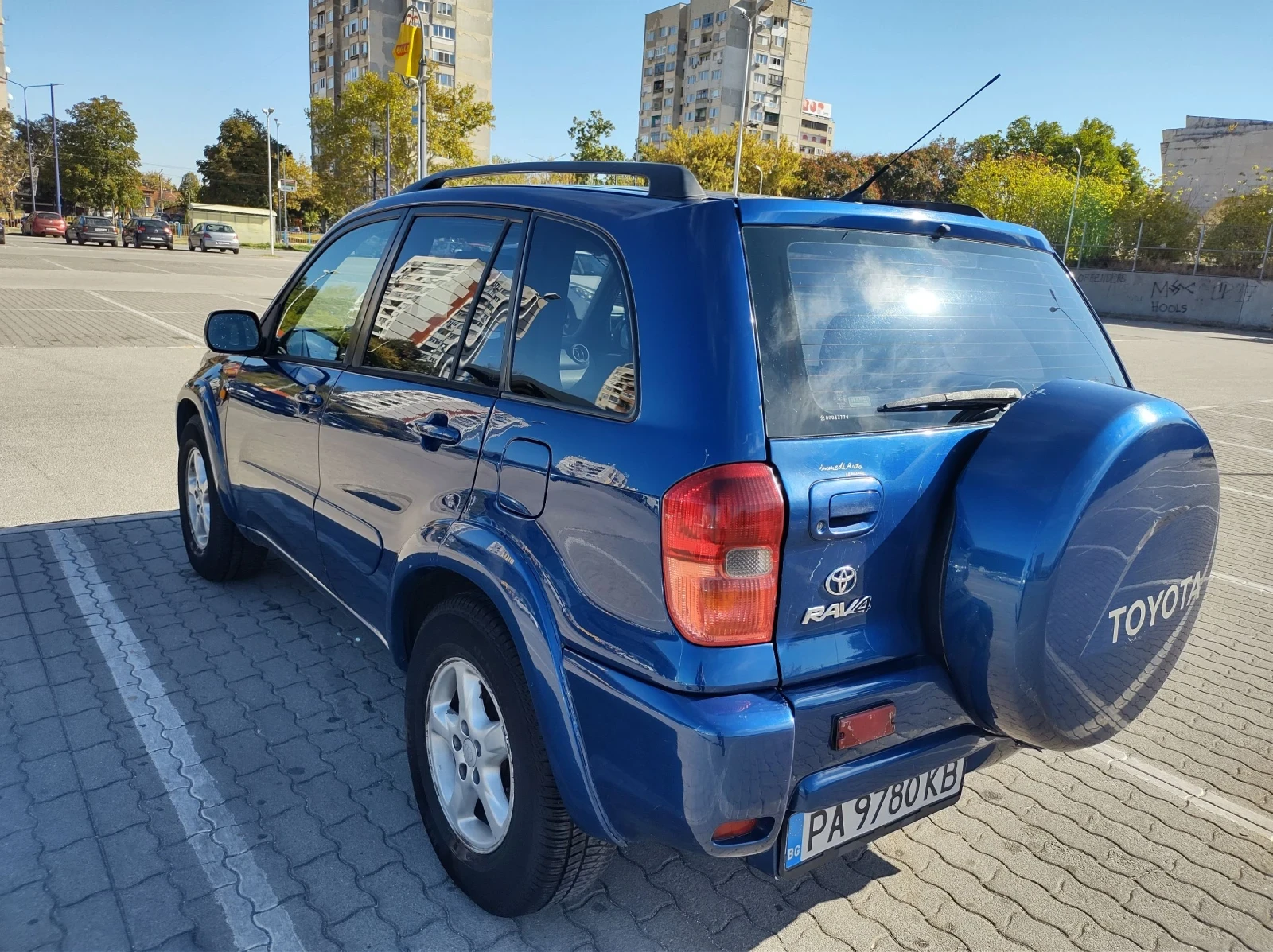 Toyota Rav4 2.0 D-4D - изображение 4