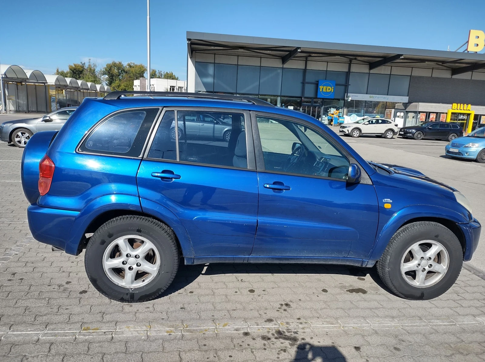 Toyota Rav4 2.0 D-4D - изображение 5