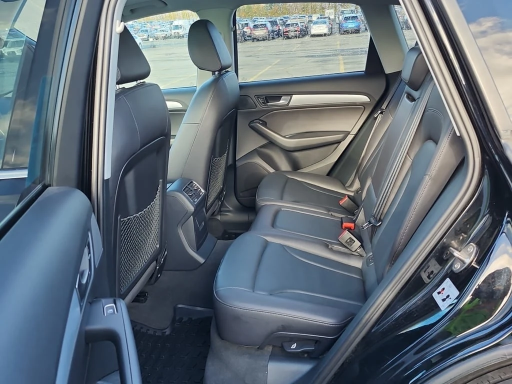 Audi Q5 * 2.0T PROGRESSIV * CARFAX * БЕЗ ПЪРВОНАЧАЛНА ВНОС - изображение 9