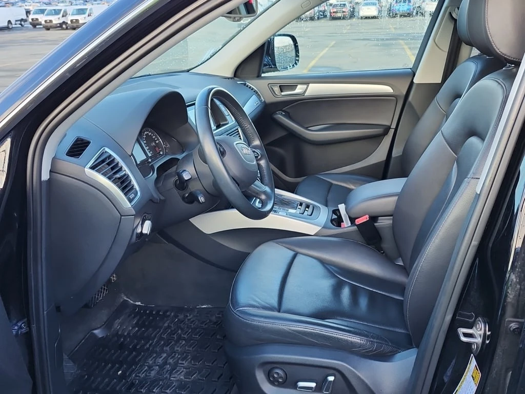 Audi Q5 * 2.0T PROGRESSIV * CARFAX * БЕЗ ПЪРВОНАЧАЛНА ВНОС - изображение 5