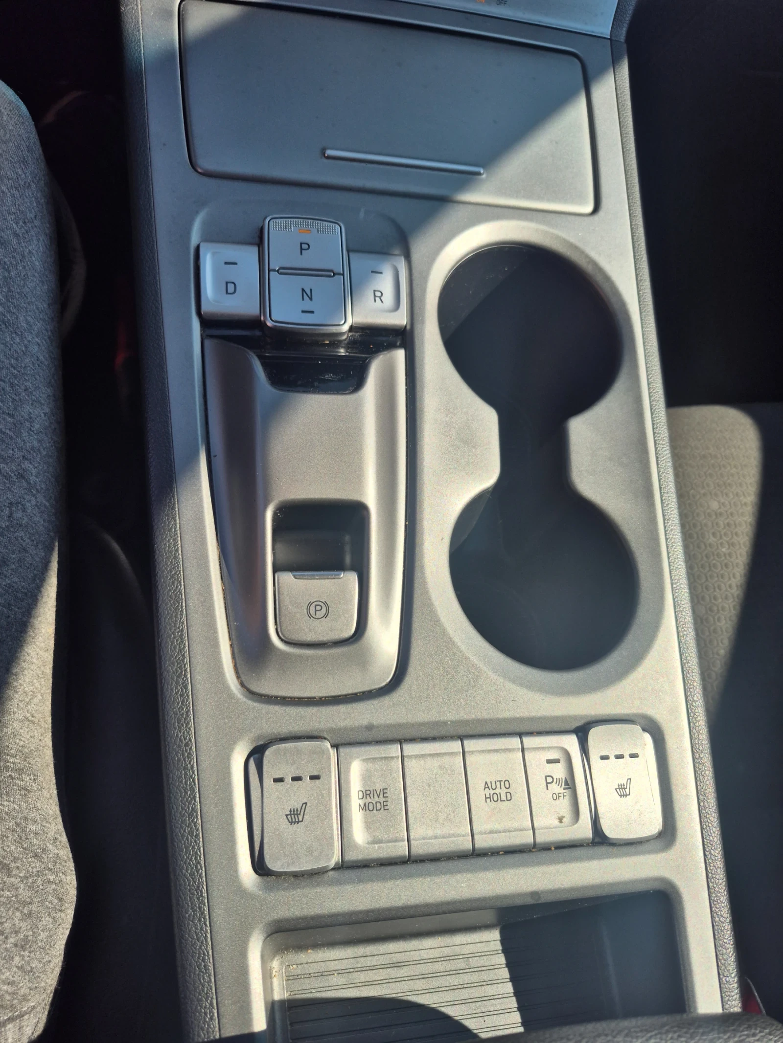 Hyundai Kona, снимка 9 - Автомобили и джипове - 53734530