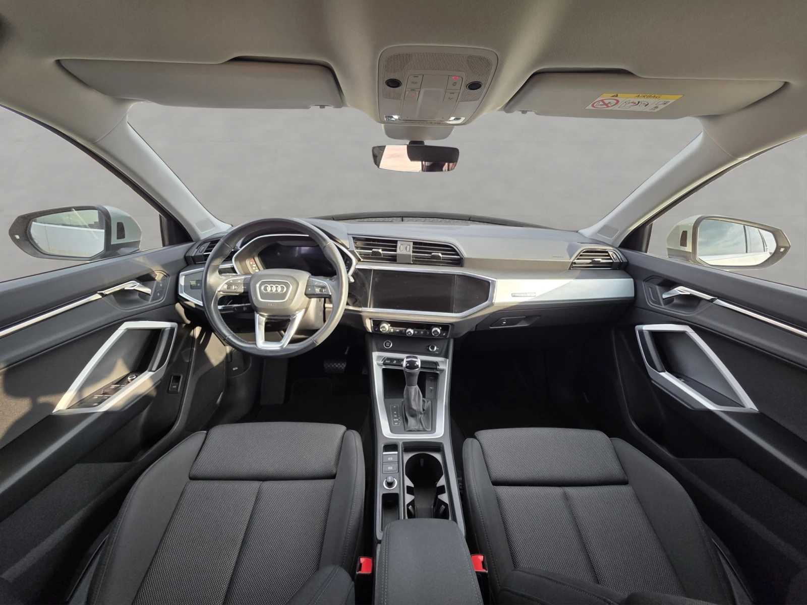 Audi Q3 Sportback 35 TDI Quattro, снимка 12 - Автомобили и джипове - 54051344