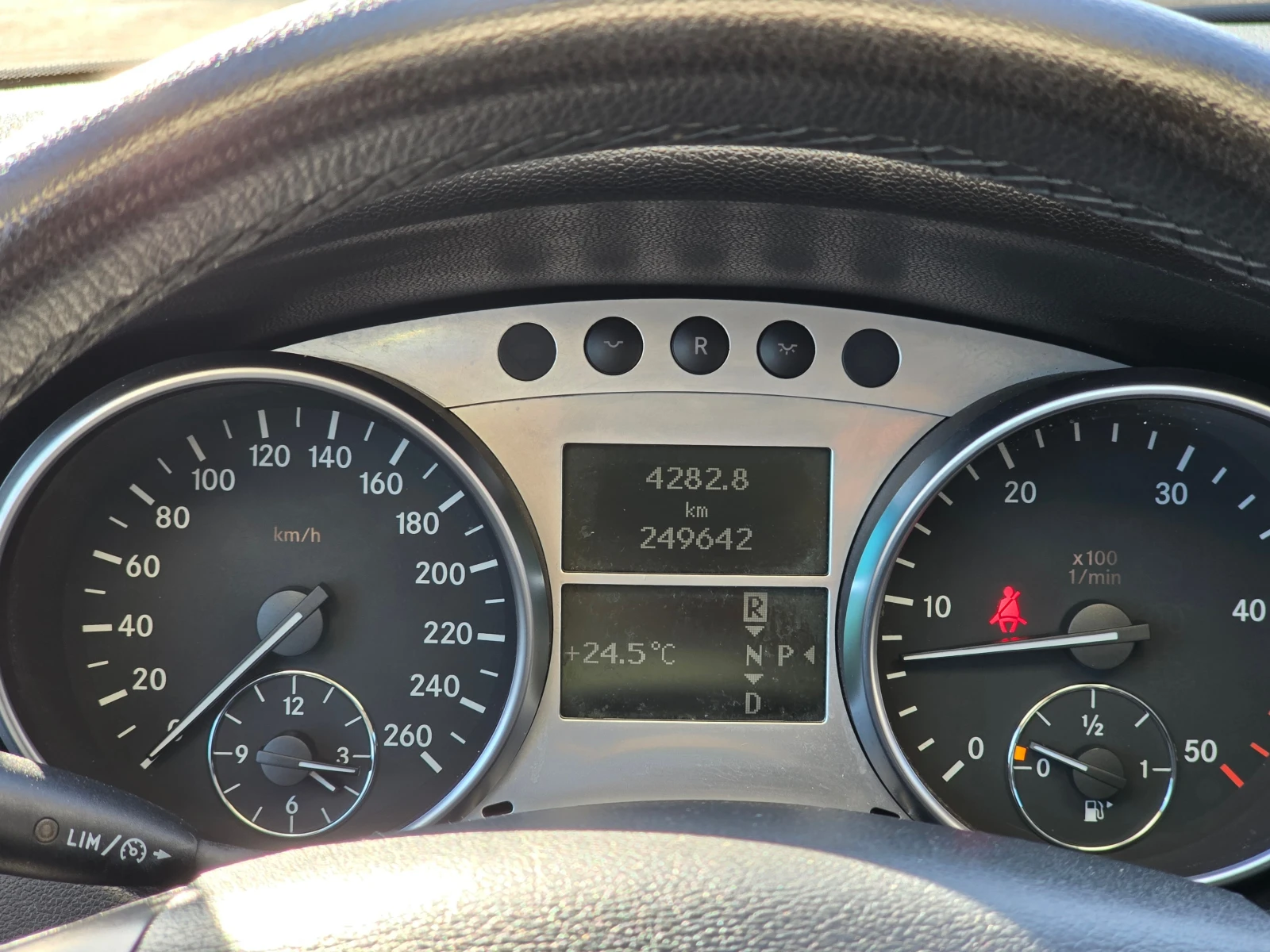 Mercedes-Benz ML 320 CDi/Авт./Лизинг, снимка 15 - Автомобили и джипове - 54139024