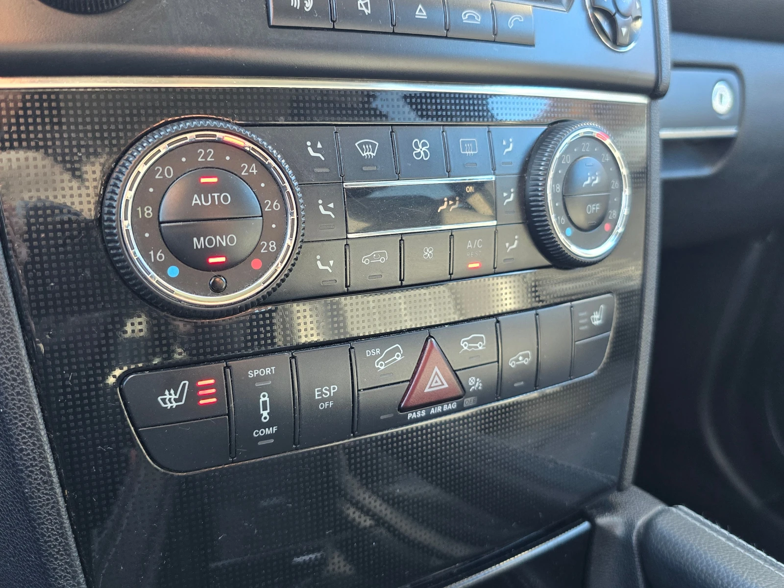 Mercedes-Benz ML 320 CDi/Авт./Лизинг, снимка 14 - Автомобили и джипове - 54139024