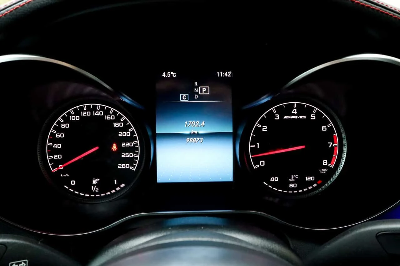 Mercedes-Benz GLC AMG 43  CARFAX, снимка 8 - Автомобили и джипове - 54396472