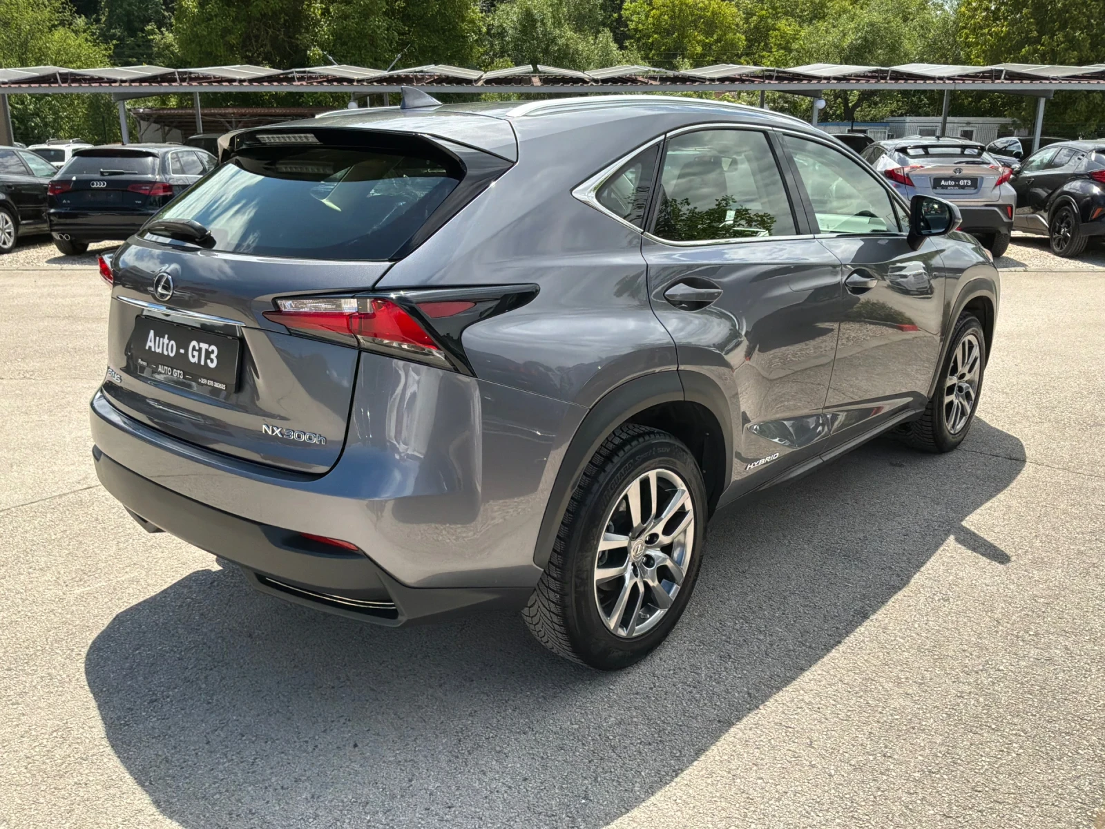 Lexus NX 300h 2.5h 197к.с 4х4 Обслужена и с Гаранция на батерия , снимка 4 - Автомобили и джипове - 54572687
