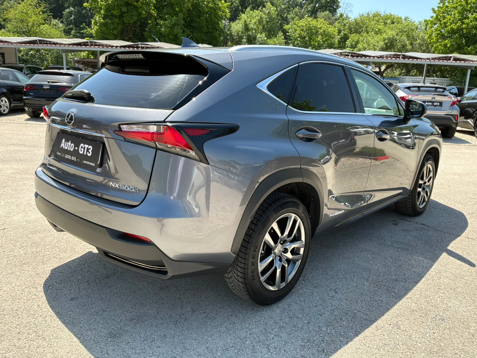 Lexus NX 300h 2.5h 197к.с 4х4 Обслужена и с Гаранция на батерия , снимка 4 - Автомобили и джипове - 54572687