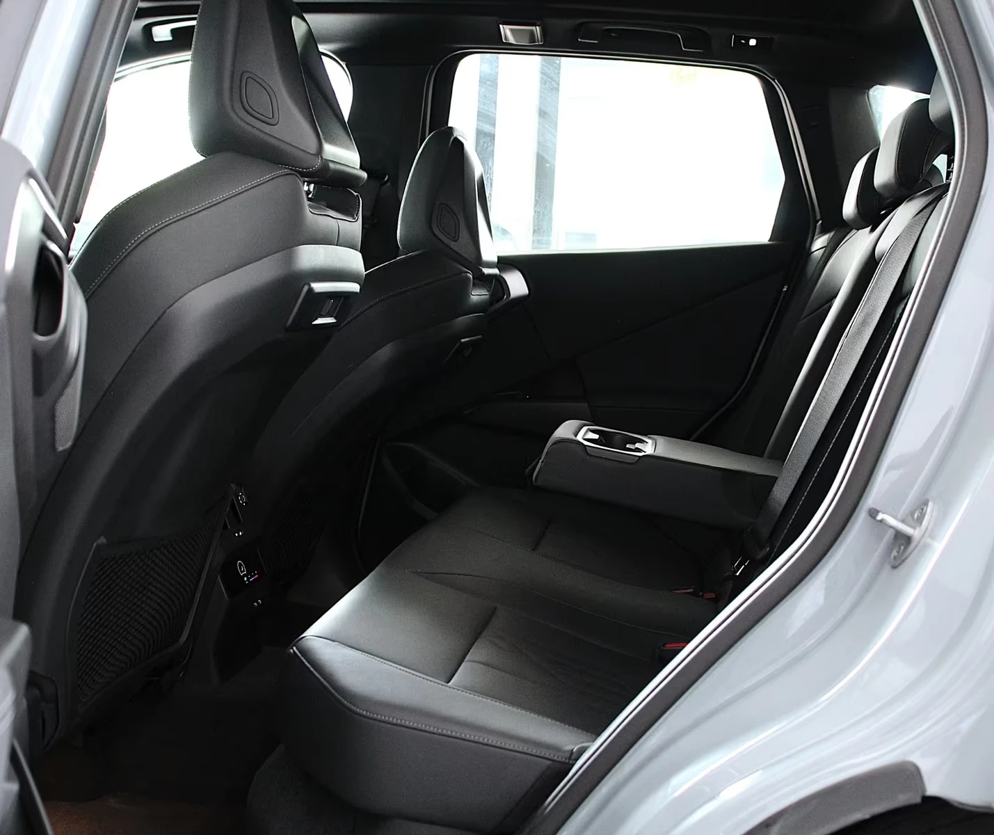 BMW X3 30е / M-SPORT / HARMON KARDON / PANO / 360 / HUD /, снимка 13 - Автомобили и джипове - 54752814