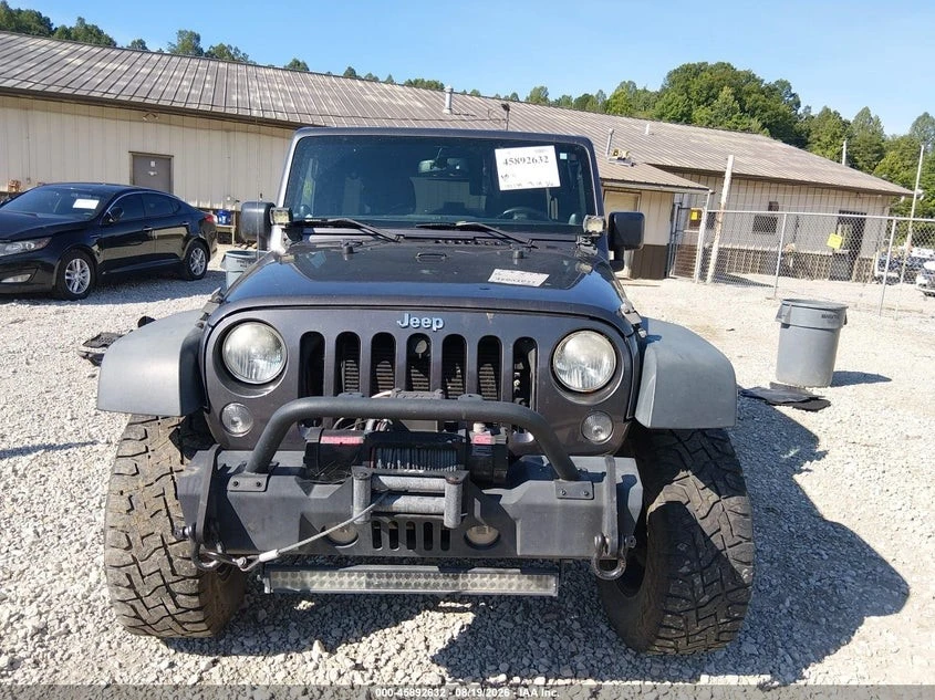 Jeep Wrangler RUBICON* ЛЕБЕДКА* ПОДГРЕВ* КОЖА* ДЪЛГАБАЗА, снимка 2 - Автомобили и джипове - 55988009
