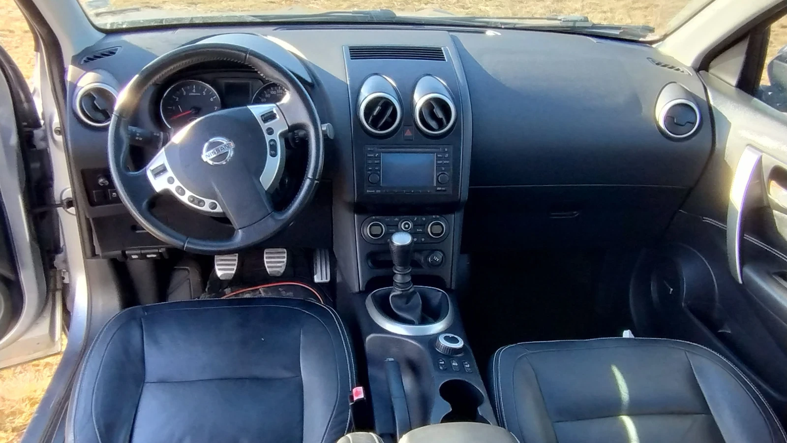 Nissan Qashqai + 2 4х4, кожа, подгрев, 7 места, безключово, панор, снимка 7 - Автомобили и джипове - 55990196