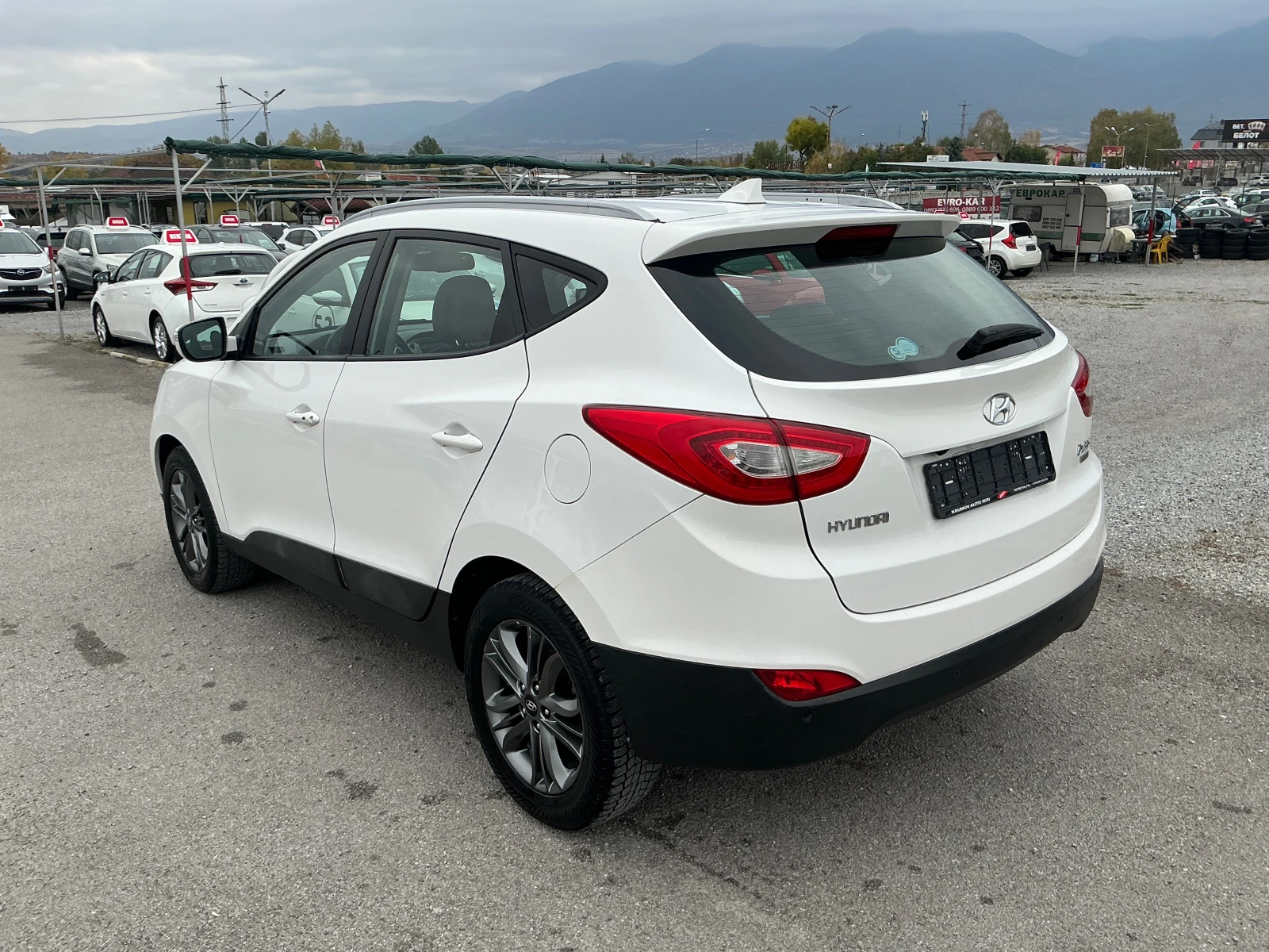 Hyundai IX35 1.7 CRDI, снимка 6 - Автомобили и джипове - 56553408