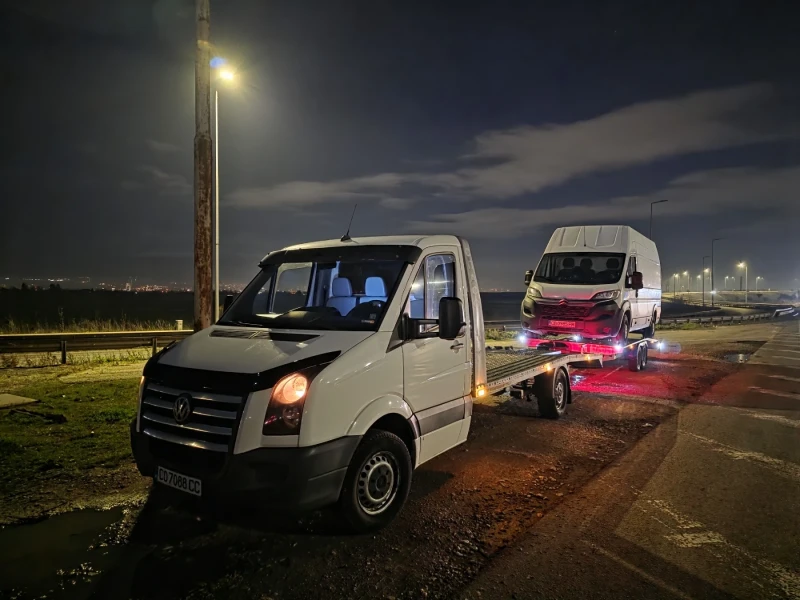 VW Crafter 2.5, снимка 16 - Бусове и автобуси - 52747564