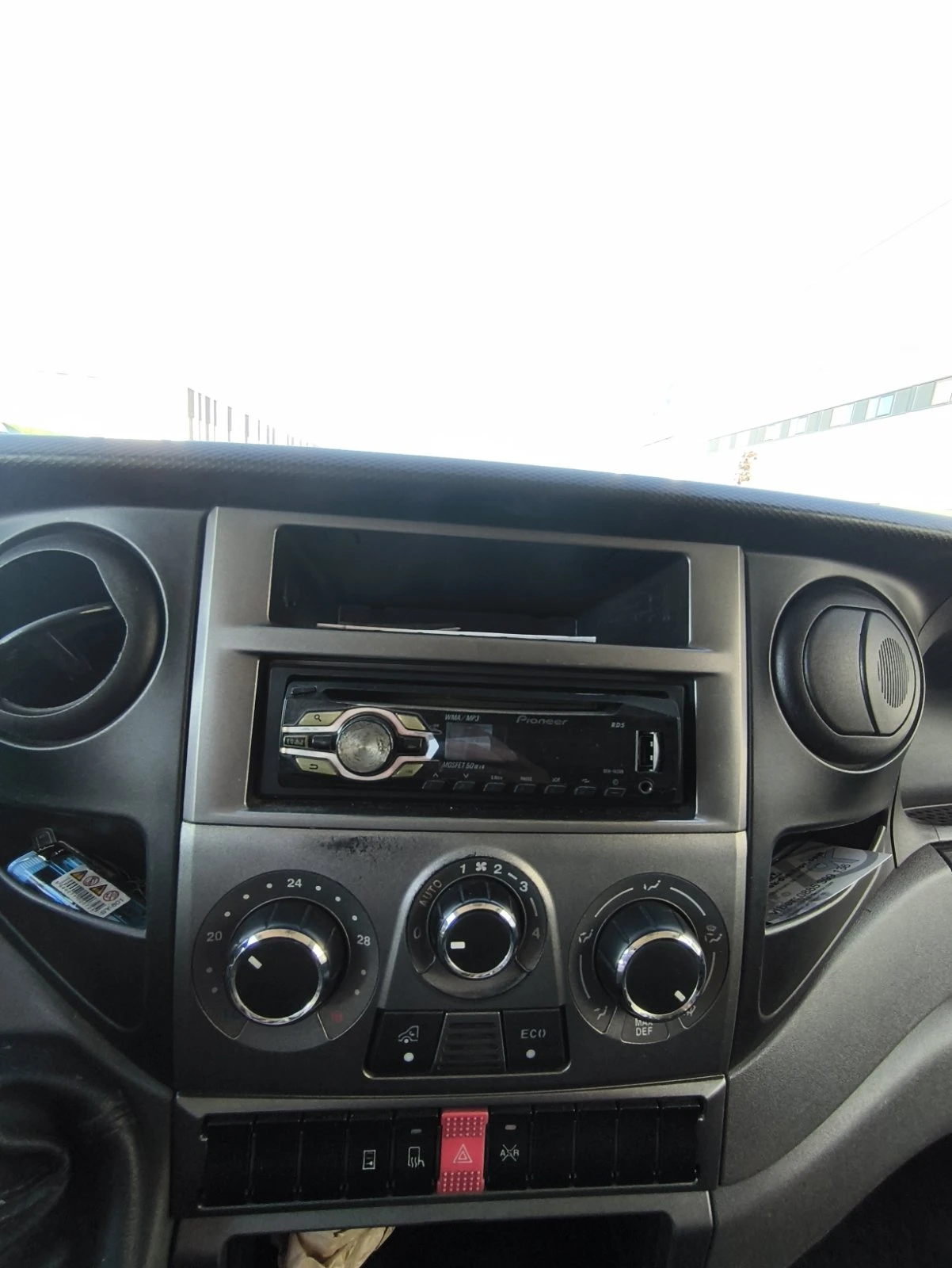 Iveco Daily, снимка 7 - Бусове и автобуси - 54685484