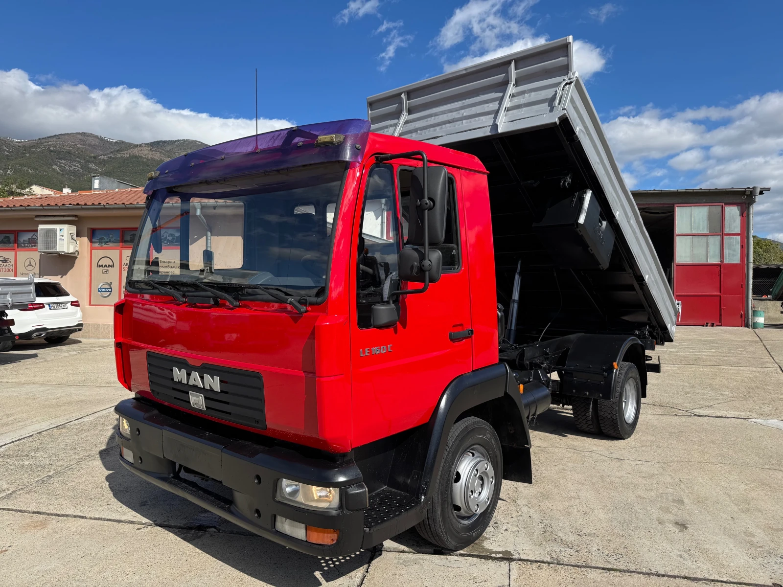 Man 8.163   3.90  | Mobile.bg   1