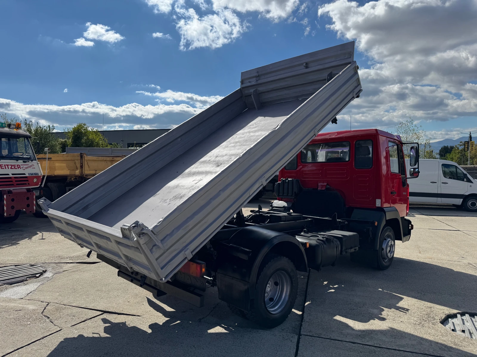 Man 8.163 тристранен самосвал 3.90м  - изображение 4