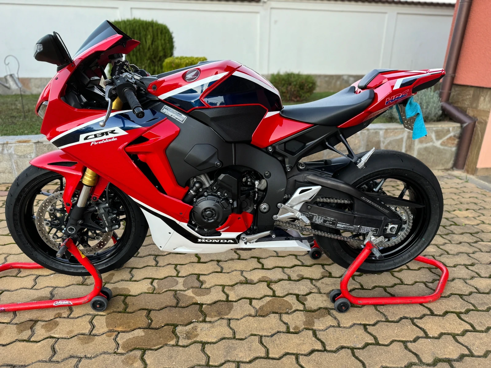 Honda Cbr 1000RR SC77 - изображение 2