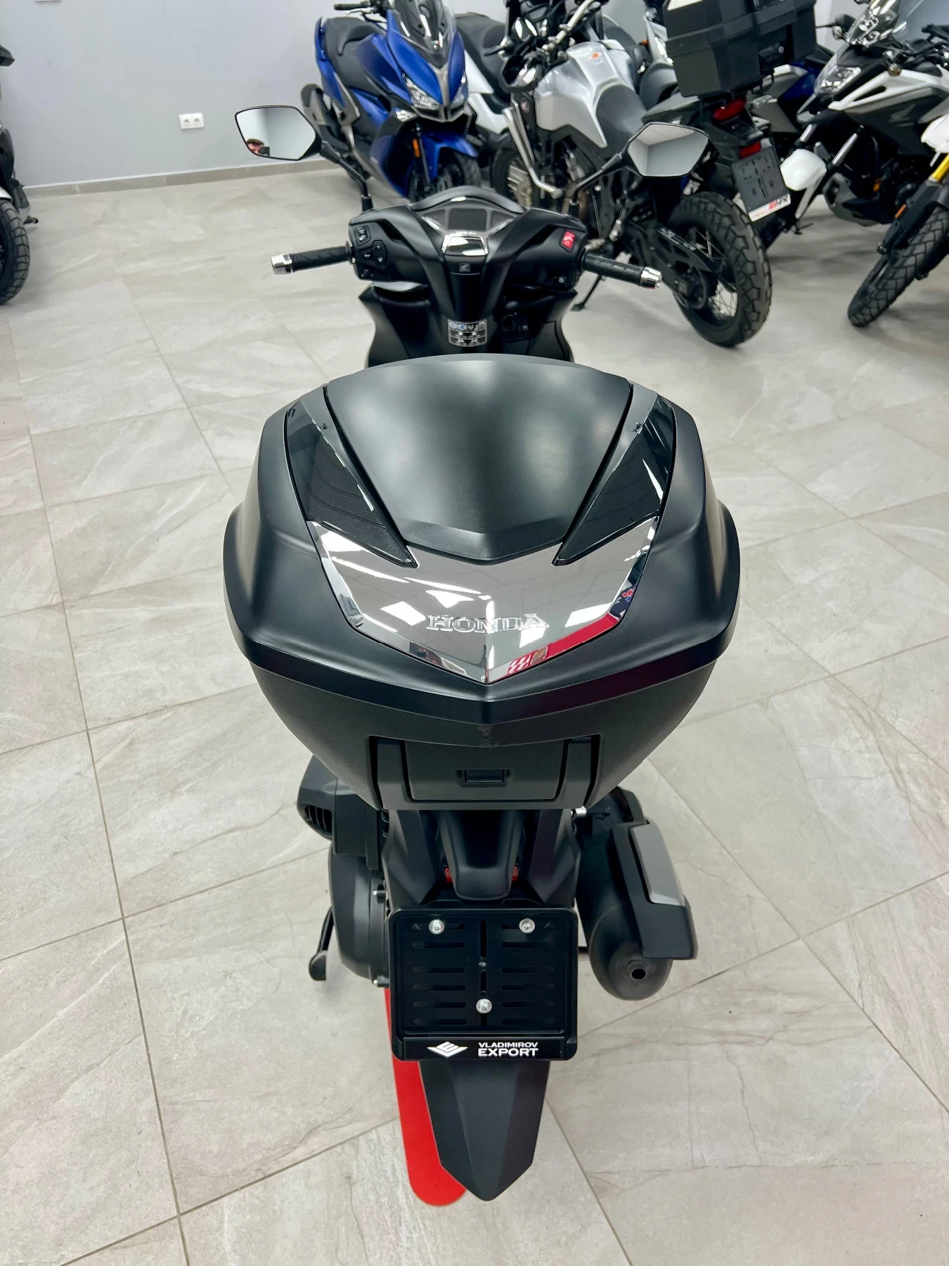 Honda Sh 350 ABS TCS 2022 - изображение 6