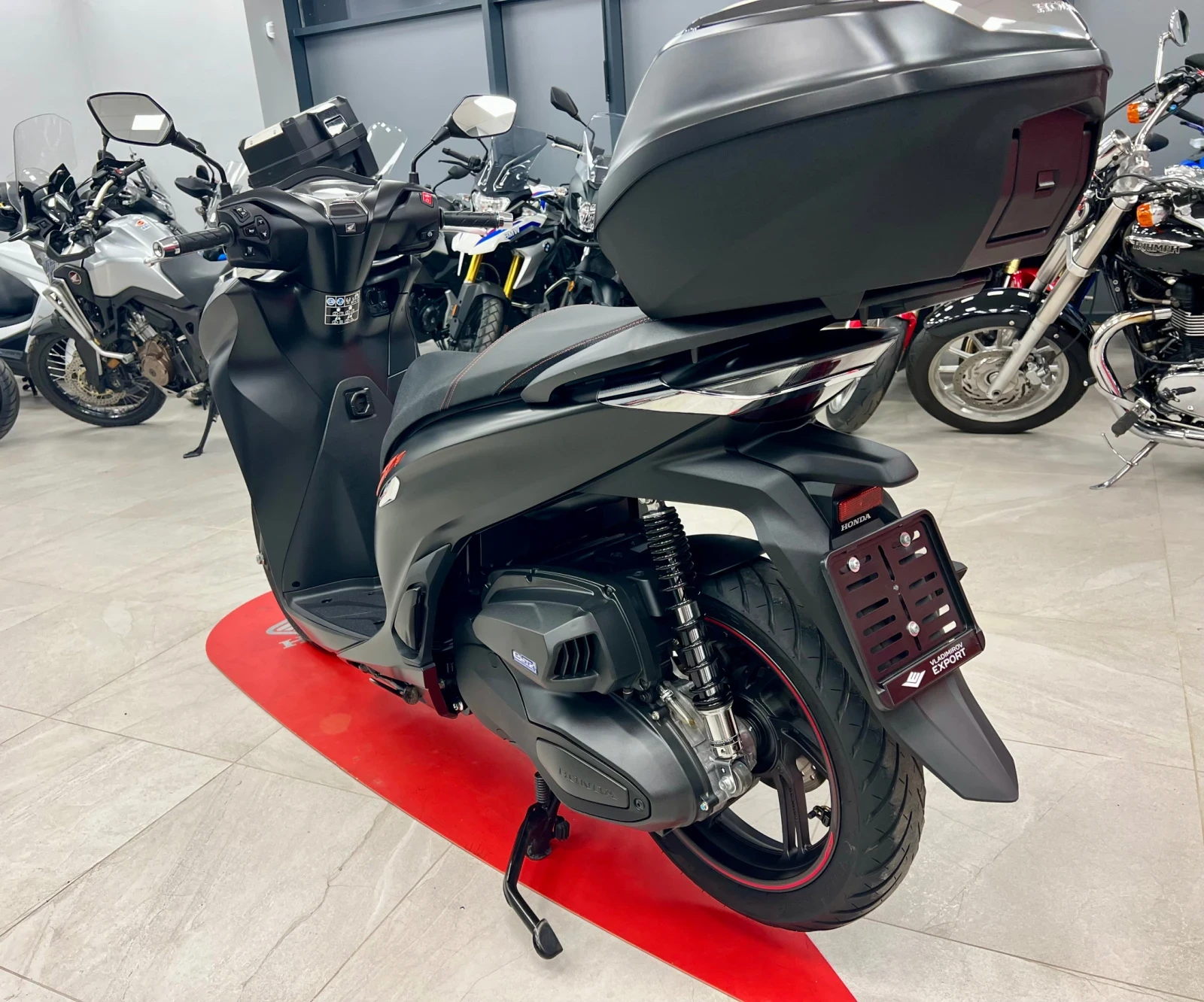 Honda Sh 350 ABS TCS 2022 - изображение 7