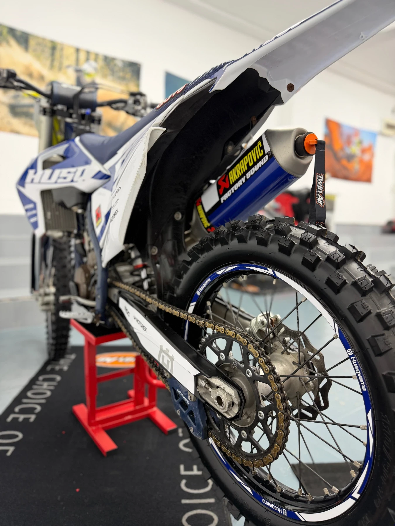 Husqvarna FC 250 2022г. /2 режима /Трашън /Лънч /Стартер , снимка 9 - Мотоциклети и мототехника - 54160921