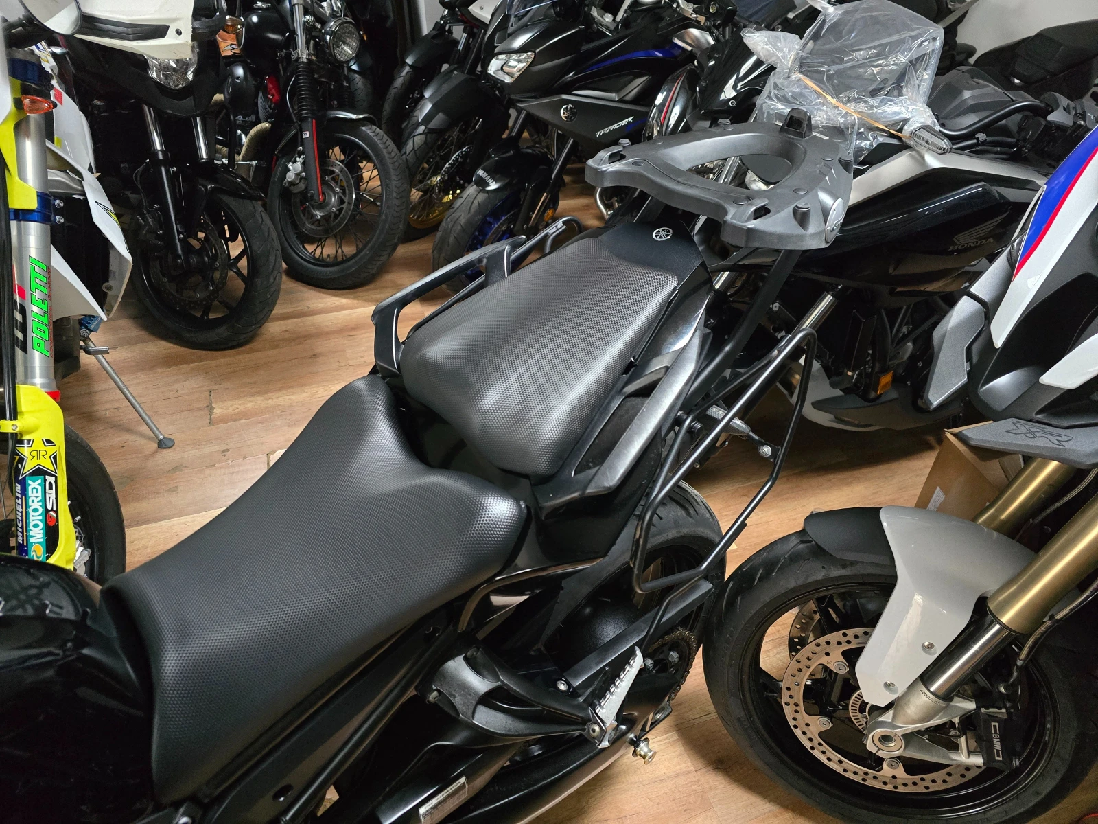 Yamaha FZ8 Fazer 800 ABS + Akrapovic , снимка 7 - Мотоциклети и мототехника - 54480724