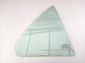 Стъкло задно дясно малко Рено Лагуна хечбек 03г.