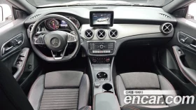 Mercedes-Benz CLA 220, снимка 7