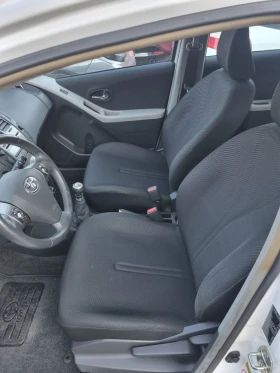 Toyota Yaris 1.3 Бензин - 9999 лв. / 5112.41 € - 10805962 5